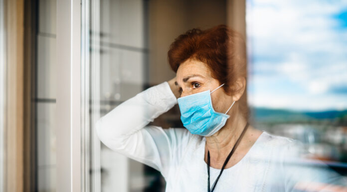 Rossz hírek az oltatlanoknak és a súlyos Covid-ból gyógyultaknak