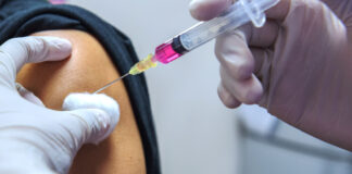 Még egy oltás, amin felnőttek élete múlhat: a pneumococcus