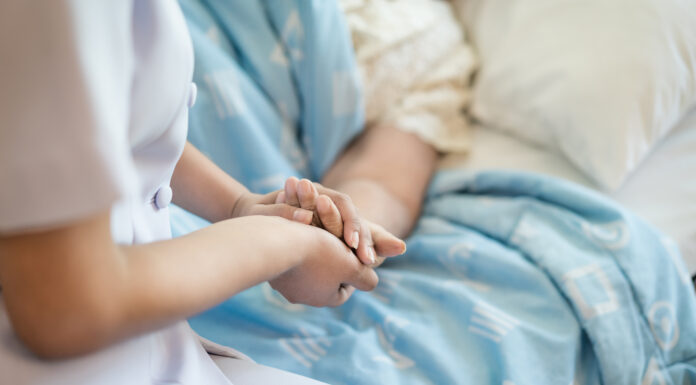 Haldoklás otthon – így tud segíteni a Hospice